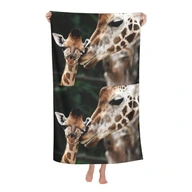 TOWEL Plážový uterák Žirafa z mikrovlákna do bazéna TOWEL Plážový uterák Žirafa z mikrovlákna do bazéna