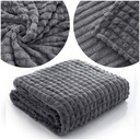 Prikrývka z mikrovlákna 200x220 prehoz na posteľ embosovaný mäkký hrejivý