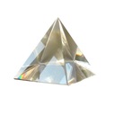 Bezfarebná krištáľová pyramída 6 cm