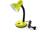 Školská nočná lampa na stole a nočnom stolíku
