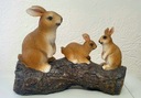 Figúrka zajačikov hnedých králikov