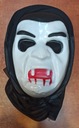 Plastová halloweenska karnevalová upírska maska