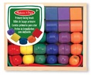 MELISSA & DOUG DREVENÉ FAREBNÉ NÁVNACIE KORÁLKY 10544
