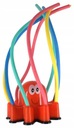 Záhradná hračka na vodu chobotnica postrekovač červený.