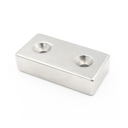 Dlaždice Neodymium magnet s otvormi pre skrutku 40x20x10mm pravouhlý lovec