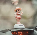 SOLÁRNA HRAČKA DÁMA V BIKÁCH TANCUJE PRL 125P AUTO