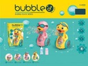 MADEJ Kačica vytvára mydlové bubliny