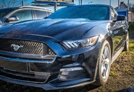 Obočie Ford Mustang 6. generácie pred faceliftom pre lampy Obočie Ford Mustang 6. generácie pred faceliftom pre lampy