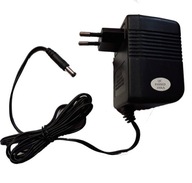 NABÍJAČKA DO VOZIDLA NA 12V 1000mA BATÉRIU NABÍJAČKA DO VOZIDLA NA 12V 1000mA BATÉRIU