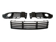 VW Passat B5 FL 00-05 mriežka predného nárazníka L+R+Ś VW Passat B5 FL 00-05 mriežka predného nárazníka L+R+Ś