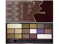 MAKEUP REVOLUTION AND HEART CHOCOLATE Palette 22g