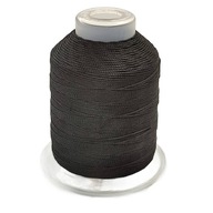 Polyester vlákna gr. 0,6 silný šijací šv -380 m čierny Polyester vlákna gr. 0,6 silný šijací šv -380 m čierny