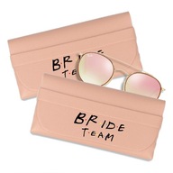 Puzdro na okuliare pre nevestu z ružového zlata so vzorom BRIDE TEAM Puzdro na okuliare pre nevestu z ružového zlata so vzorom BRIDE TEAM