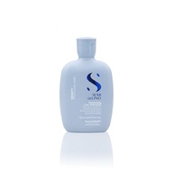 Alfaparf Semi Di Lino zahusťujúci šampón s nízkym objemom 250 ml Alfaparf Semi Di Lino zahusťujúci šampón s nízkym objemom 250 ml