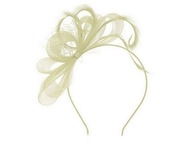 FASCINATOR SVADOBNÉ KRÉD na čelenke s pierkami zo SLONOVINY FASCINATOR SVADOBNÉ KRÉD na čelenke s pierkami zo SLONOVINY