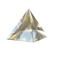 Bezfarebná krištáľová pyramída 6 cm
