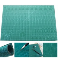 A1 samovražená rohož 900 x 600 mm zelená hrubá stupnica A1 samovražená rohož 900 x 600 mm zelená hrubá stupnica