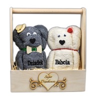 Darček ku dňu babky a dedka Medvedíky vyrobené z uterákov Darček ku dňu babky a dedka Medvedíky vyrobené z uterákov
