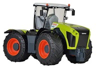 CLAAS XERION 5000 RC TRAKTOR S OTOČNOU KABÍNOU CLAAS XERION 5000 RC TRAKTOR S OTOČNOU KABÍNOU