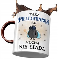 Bordový hrnček pre sestričku, ktorá lieta nesedí s potlačou a fotkou Bordový hrnček pre sestričku, ktorá lieta nesedí s potlačou a fotkou
