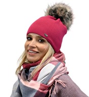 Dámska hladká ČIAPKA s brmbolcom Fuchsia A13 Dámska hladká ČIAPKA s brmbolcom Fuchsia A13
