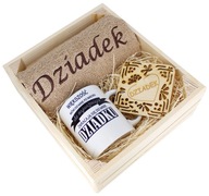 SKVELÝ DARČEK PRE DEDKA UTERÁK + KRABIČKA NA HRNKY SKVELÝ DARČEK PRE DEDKA UTERÁK + KRABIČKA NA HRNKY