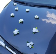 Dekorácia na auto dekorácia na auto svadobné kvety biele Dekorácia na auto dekorácia na auto svadobné kvety biele
