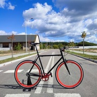 Bicykel Baluma Single Speed ​​Red Cherry veľkosť 56