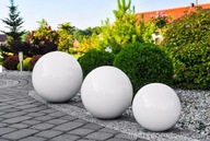 Záhradná guľa 30 cm dekoračná biela živica