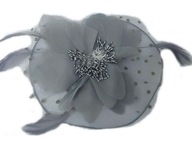 ŠEDÝ SVADOBNÝ FASCINATOR 457 ŠEDÝ SVADOBNÝ FASCINATOR 457