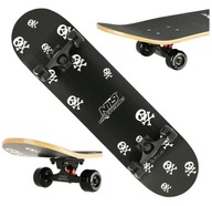 Klasický drevený skateboard pre začiatočníkov