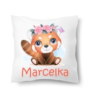 Vankúš s menom bábätka pandy červenej Vankúš s menom bábätka pandy červenej