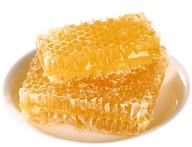 Med v plášti Včelí plást s medom 200 gramov