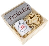 SKVELÝ DARČEK PRE DEDKA UTERÁK + KRABIČKA NA HRNKY SKVELÝ DARČEK PRE DEDKA UTERÁK + KRABIČKA NA HRNKY