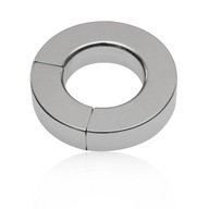 VEĽMI HRUBÝ A ŤAŽKÝ MAGNETICKÝ PRSTEŇ NA PENIS VEĽMI HRUBÝ A ŤAŽKÝ MAGNETICKÝ PRSTEŇ NA PENIS
