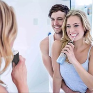 AKUMULÁTOROVÉ VYPLACHOVANIE ZUBOV 3 PREVÁDZKOVÉ REŽIMY 8 DÝZ 2 x 4 AKUMULÁTOROVÉ VYPLACHOVANIE ZUBOV 3 PREVÁDZKOVÉ REŽIMY 8 DÝZ 2 x 4