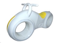 Bielo-žltá BABY SCOOTER BLUETOOTH jazda Bielo-žltá BABY SCOOTER BLUETOOTH jazda