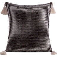 Čierna obliečka na vankúš so strapcami EKO STYLE 45X45 Čierna obliečka na vankúš so strapcami EKO STYLE 45X45