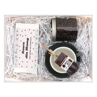 Kávový set PRE MAMIČKU s krásnou lízankou + darček šálka s podšálkou Kávový set PRE MAMIČKU s krásnou lízankou + darček šálka s podšálkou