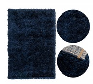 Huňatý moderný mäkký koberec tmavomodrej farby 80x150