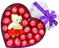 Kvetinová krabička voňavé mydlové srdiečko s kyticou ruží