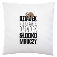 Deň dedka Dedko nechrápe sladko mrnčí