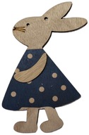 Veľkonočný zajac s dreveným príveskom.