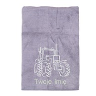 Darček pre farmára s traktorom rýchloschnúci uterák s výšivkou 70x140 MENO Darček pre farmára s traktorom rýchloschnúci uterák s výšivkou 70x140 MENO