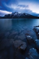Plagát Mountain Lake Minnewanka Kanada 61x91,5cm Plagát Mountain Lake Minnewanka Kanada 61x91,5cm
