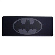 PODLOŽKA NA STOL S LOGOM BATMAN - PODLOŽKA NA MYŠ (80 X 30 CM) / PODLOŽKA PODLOŽKA NA STOL S LOGOM BATMAN - PODLOŽKA NA MYŠ (80 X 30 CM) / PODLOŽKA