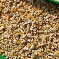 MLENÁ KUKURIČNÁ KRÚČKA PRE KURČA 25kg PIAST MLENÁ KUKURIČNÁ KRÚČKA PRE KURČA 25kg PIAST