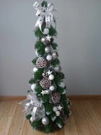 KUŽEĽOVÝ vianočný stromček zdobený ŠTÍHLY s ozdobami 80 cm ODLETÉ