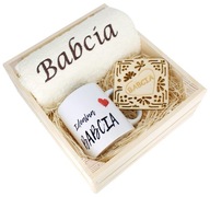SKVELÝ DARČEK PRE BABIČKU UTERÁK + KRABIČKA NA HRNKY SKVELÝ DARČEK PRE BABIČKU UTERÁK + KRABIČKA NA HRNKY