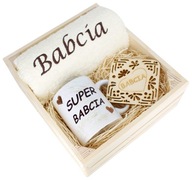 SKVELÝ DARČEK PRE BABIČKU UTERÁK + KRABIČKA NA HRNKY SKVELÝ DARČEK PRE BABIČKU UTERÁK + KRABIČKA NA HRNKY